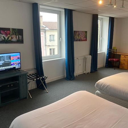 Aigle D'Or Hotel Thiers Bagian luar foto