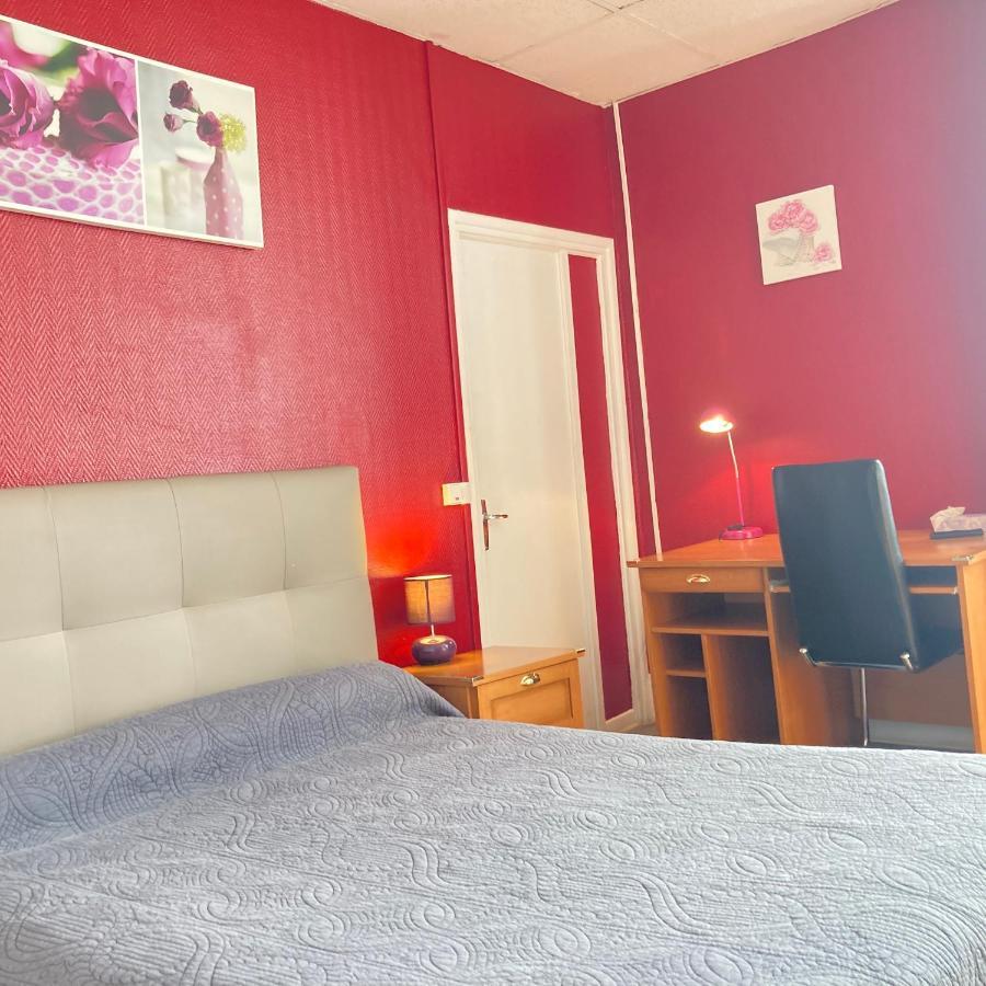 Aigle D'Or Hotel Thiers Bagian luar foto